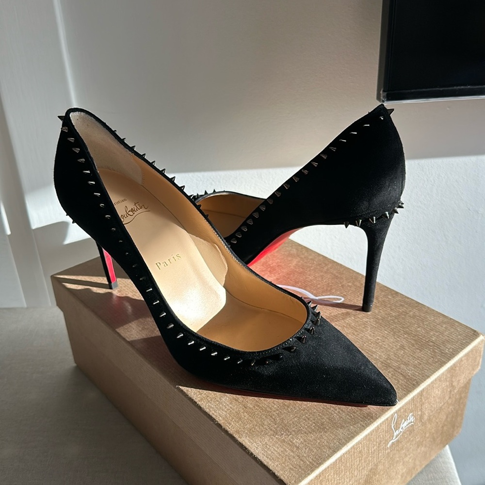 Christian Louboutin ‘Anjalina’ • BRAND NEW • Size 39